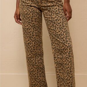 American Eagle Stovepipe Brown Leopard Print Pants 6S